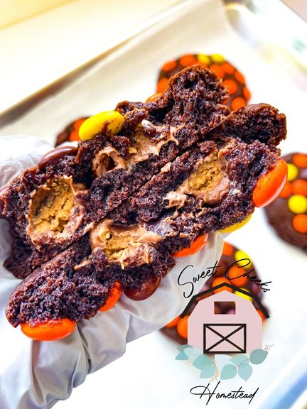 Double Reese's Chocolate Cookie Marketing Bundle