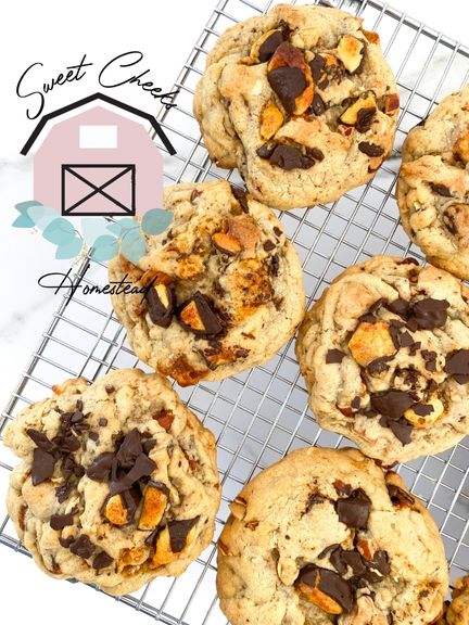 Honey Oat Chocolate Almond Cookie Recipe